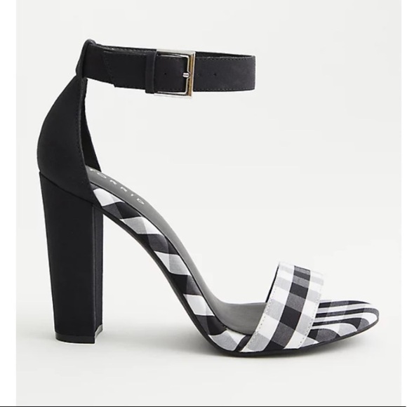 TORRID NWT BLACK & WHITE GINGHAM TAPERED HEEL (WW) - Picture 2 of 5